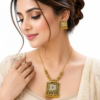 1 (1) Zl 055001050 Antique Square Pendant Necklace Set