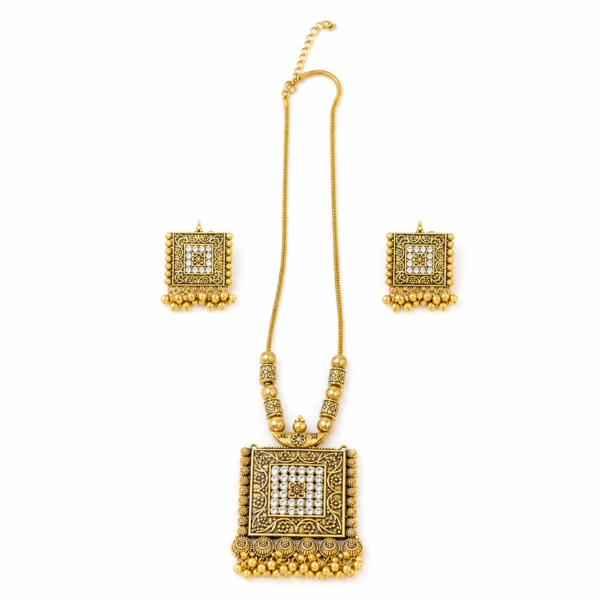 1 (2) Zl 055001050 Antique Square Pendant Necklace Set
