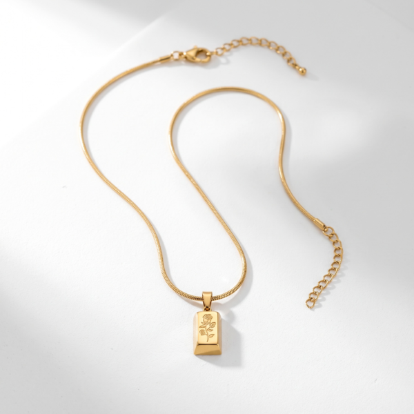 rose_gold_pendant_necklace_same_size Rectangular Crystal Pendant Necklace in Gold Color with Red Stone – ZenviraLuxe